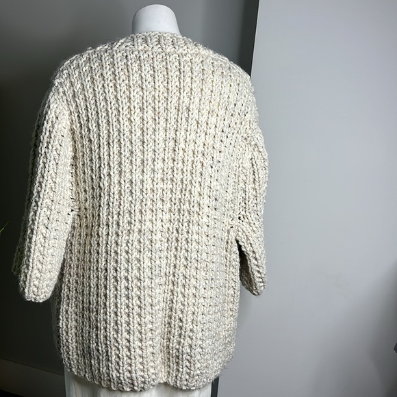 Hand Knit Bulky Oversized Cardigan Large - Picture 6 of 6